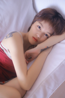 满床春水